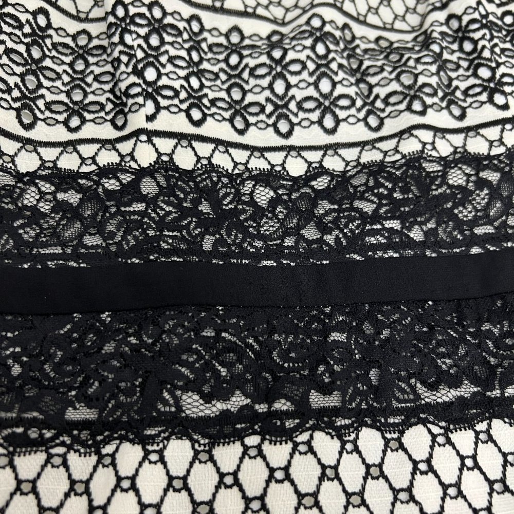 H by Halston women's off the shoulder eyelet lace dress size 6 - Picture 6 of 7
